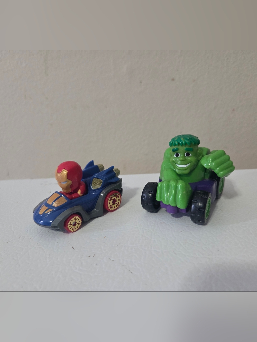 Marvel Character Mini Racers - Assorted Colors Diecast Set Of 8 - Picture 8 of 9